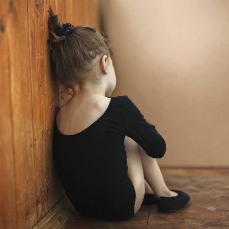 Heal dit indre barn og slip stress og bekymringer Rudi Sorgenfri Kropsterapi